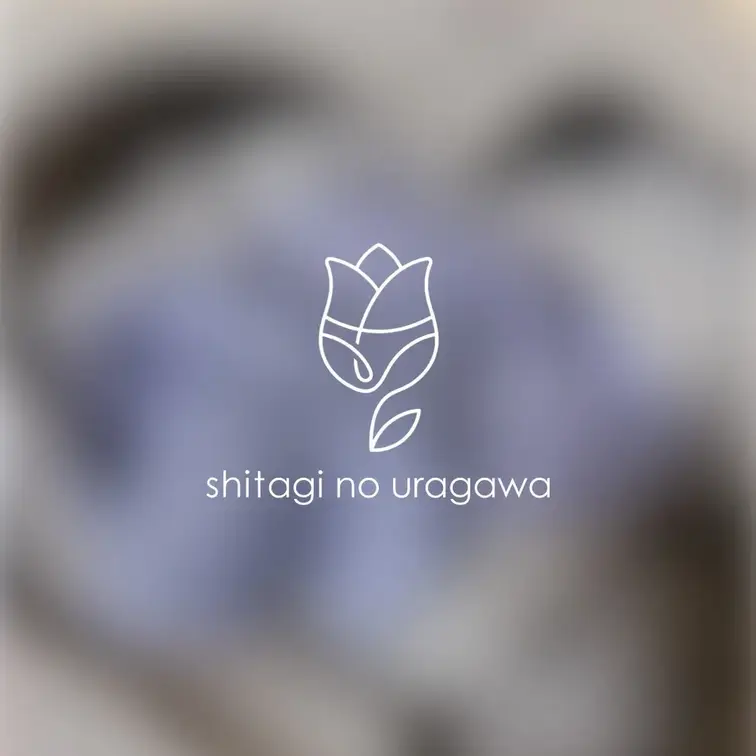 ネイビーのレースショーツだよ🌷