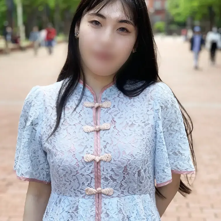 去年の初夏に撮影した健全寄りなグラビア風画像です。
可愛く撮れてますか❓
♡いいねと🔖ブックマークしていただけると❄