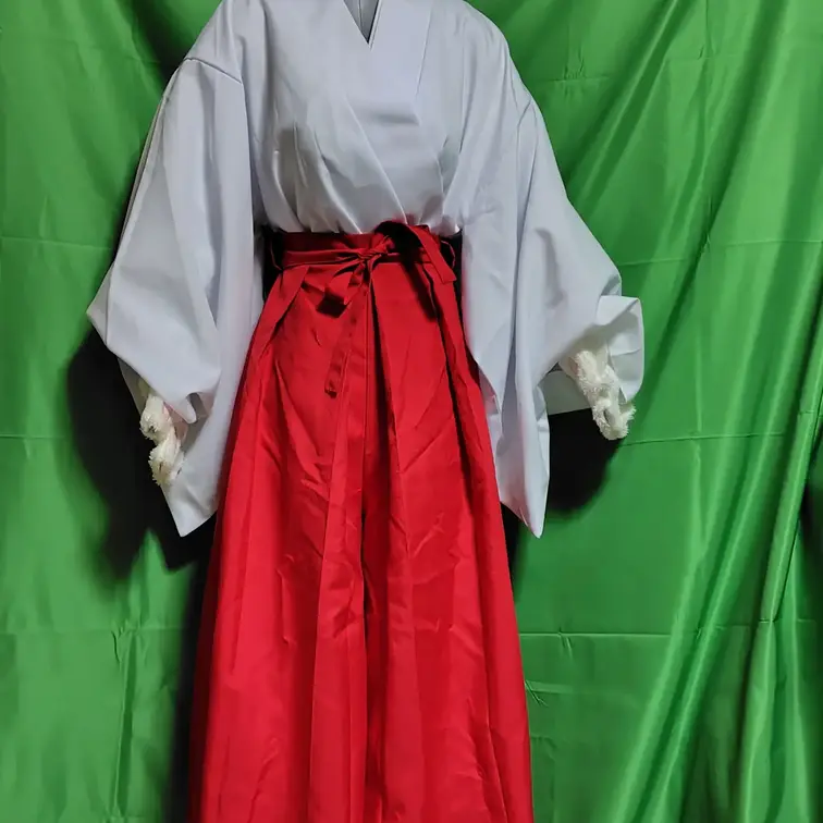 みこにゃんで使用した衣装