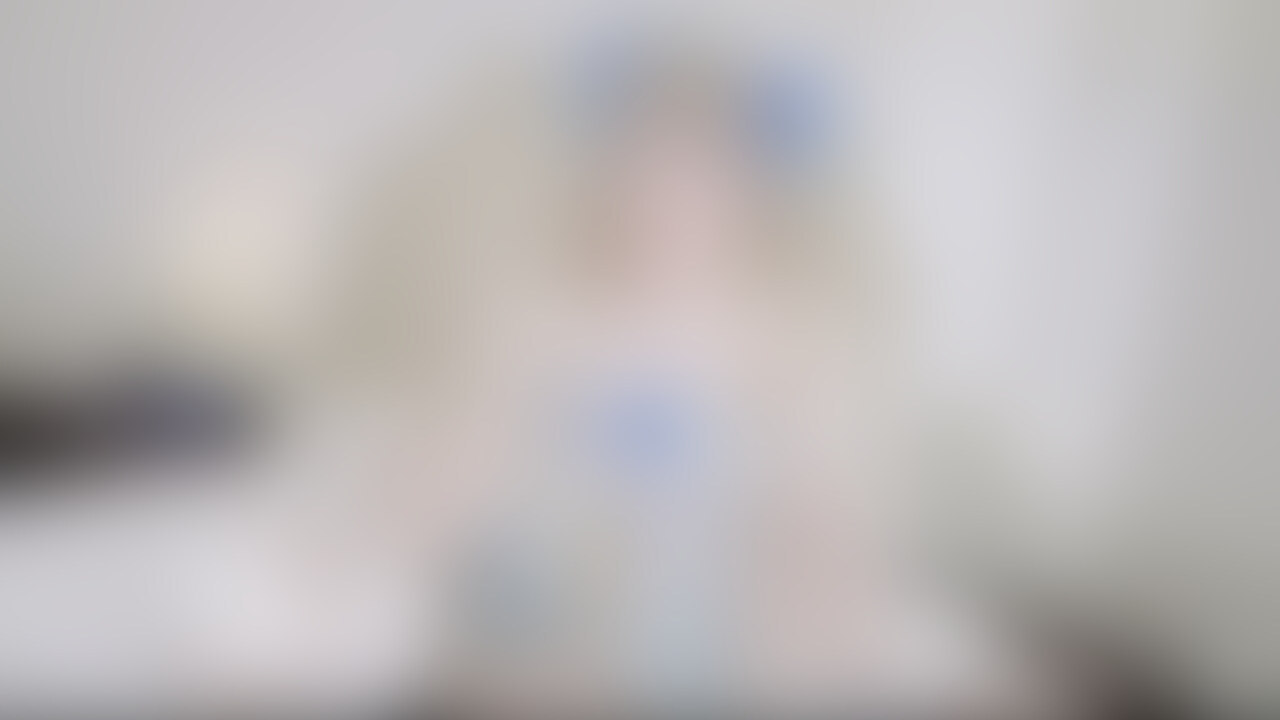 💙✨【後編】幼馴染のアイドル彼女とウェディング撮影衣装のままいちゃラブ生ハメイカせ合いえっち

ウェディングドレス姿の幼馴染アイドルと着たまま中出しえっちをする動画です…♡

前半はアイドルが受け、後半がアイドルが攻めのえちえちコスプレ生◯メ中◯し動画です✨

■再生時間
約41分45秒 (合計)
　・約25分10秒 (前編のみ)
　・約16分46秒 (後編のみ)

ファイル形式:MP4
コーデック:H.265

■属性
・最後まで完コス着たまま
・アイドル
・イチャラブ
・あまあま
・ウェディングドレス
・手袋
・主観視点あり
・NTR見せつけ視点あり
・パイパン
・生◯メ

■収録内容(後編)
・ベットに押し倒される
・ペ◯スにとろーり唾液垂らし手袋コキ
・亀頭をバキュームフェラされながら、根本をなん度も手袋コキされる
・いちゃらぶディープキスしながらサラサラのウェディング手袋で睾丸とペ◯スをいじめられる
・見つめ合ったまま騎乗位挿入
・グラインド騎乗位
・騎乗位で繋がったまま抱きつきディープキス
・ウェディングドレスで接合部が見えない状態で騎乗位で責められ、唾液を流し込まれる
・手繋ぎ騎乗位
・騎乗位寸止め
・ウェディングドレス姿のアイドルに大好きと言われながら中◯し射精
・抜かずに騎乗位ピストン再開連続射精
・ペ◯スを抜くとゴポっと中◯し精子が逆流
・お掃除フェラ

いいね❣️押して頂けるとモチベーションが上がります！もしよろしければお願いします！ (2/2)