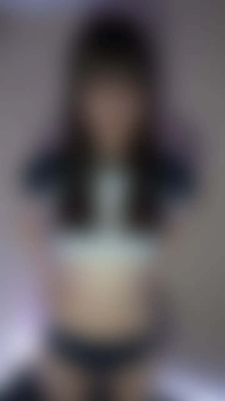 めるる似新卒女子のフェラ抜き🍌💦
変態ブルマ着せられたうえに、ひょっとこ顔を世間に晒しちゃってごめんね🥺
まじで気持ちよかった
ごちそうさま😋 (2/2)