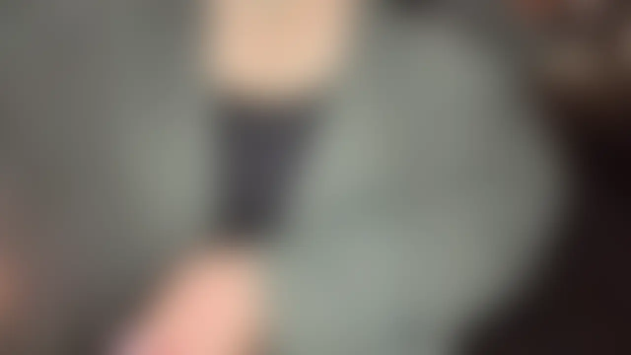 スケスケ全身タイツで露出してしまった🙈💓
もうね、外出る前から濡れてしまって白い愛液付いてる🤣💓
コートの下はめちゃ変態になってるの誰も気づかないよね?🙈
廊下ではコート脱いで歩き回った💓
みんなのマンションの廊下見渡してみるとエロエロ変態痴女が近所に出現してるかもよー?🤣💓
探してみてね🙈💓 (2/2)
