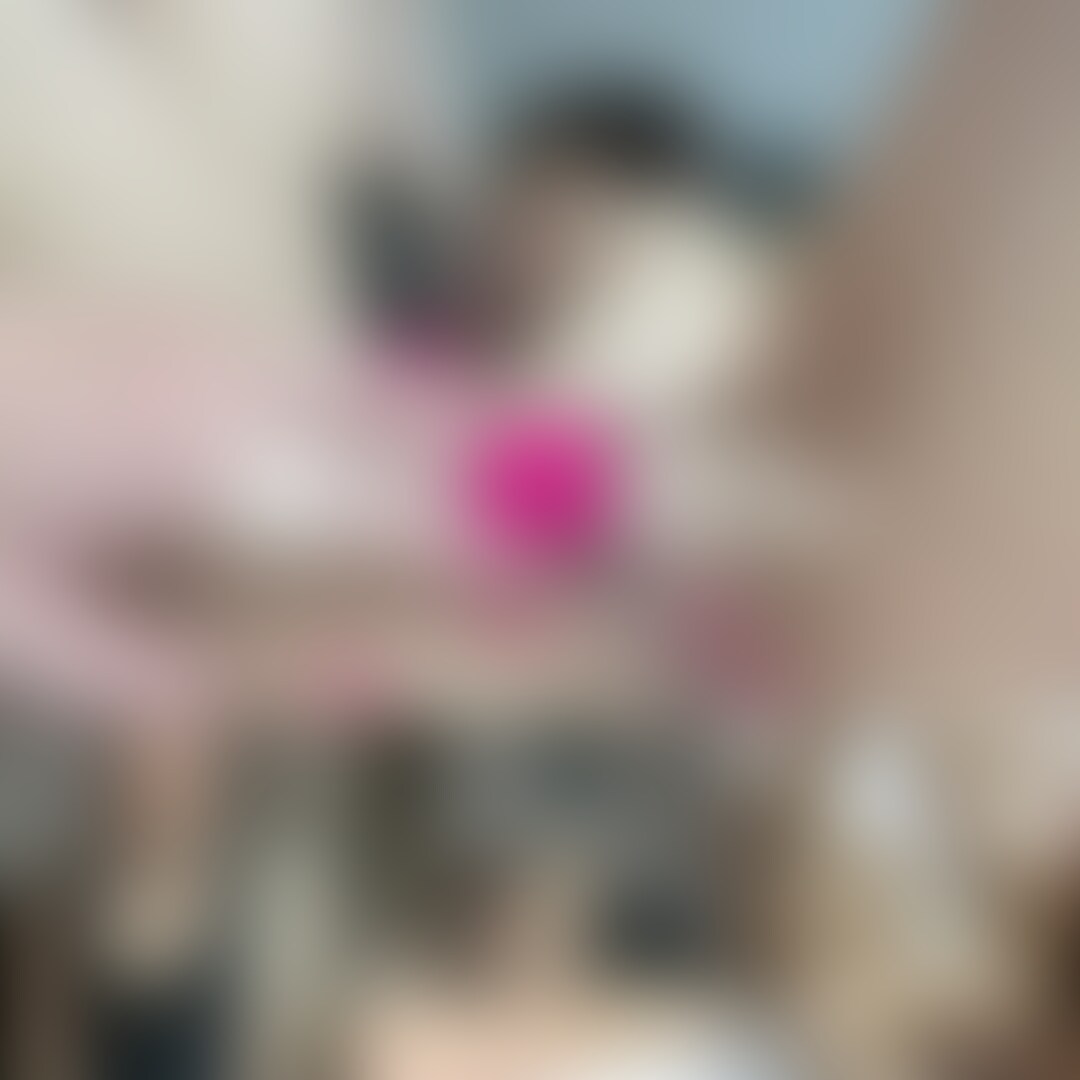 出張メンエスの動画撮影と騙してFAN感謝企画!新店長のデカチンに驚愕!20cmオーバーのデカチンを咥え込むトロおま○こ❤️我慢できずに乱入3P
あのデカクリで有名なインフルエンサーのカレンちゃん、遂にFAN感謝企画への参戦です!
当日はホテルへ出張メンエスの動画撮影と伝えてあったんですが、当日に過去の○○○を全て暴露して謝罪し、なんとか許してもらい撮影スタートです。
新店長を紹介して出張メンエスの動画撮影スタートです。
新店長のデカチンに終始圧倒されつつ、鼠蹊部を責め出すカレンちゃん
紙パンツを脱がしてお口に咥えると…、一言、【デカっ】
そうです、新店長のチ○ポは長さ20cmオーバーのデカチンなのでお口に入り切らないカレンちゃんw
あまりの卑猥な姿にオーナーも我慢できずにまたまた参戦して2つのチ○ポが乱れる3Pへ突入です。
▼作品の詳細
・フレーム:1920 × 1080(公開用は1280 × 720)
・配信時間:54:38(冒頭のサンプル動画を含みます)
・動画形式:mp4
Myfansでは200本以上の動画が見放題!
○○○では特別な動画がダウンロード可能!
悪徳スカウトグループ歌舞伎町スワン↓
Mynfans→https://myfans.jp/akutoku_scout
○○○→https://adult.contents.○○○.com/users/owner-esthe/ (2/2)