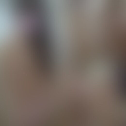 これは更衣室の中に仕掛けられたカメラの禁断映像になります!
中に入ると白いカーディガンを脱いで、ブラウスのボタンを外していきます。
花柄をあるピンク色のセクシーなブラジャーを付けています!
そのまま無防備にスカートを脱ぐとブラジャーとお揃いの柄のおパンティも丸見えになってしまいました。
真っ白なお肌にピタッと張り付く下着はいつ見ても良いものです。
下からのアングルのカメラにはスラリと伸びた脚と股間の盛り上がり具合がはっきりと見えてしまっていてすごいです。
むっちりとした柔らかそうな太ももがたまりません。
2着目の露出度高めの真っ赤なデビルちゃんです!
下着姿になって衣装を確認しています。
最初は普通に着用しますが、やはりブラ紐がはみ出てしまうのが気になる様子。
一瞬考えた後にブラ抜きしてくれます。
さらにノーブラの状態で前かがみで胸寄せ!
かなり良い感じに撮れちゃいました。
そしてついに水着へのお着がえでです。
先ほどは乳首を確認することができませんでしたが、今回はコスプレを脱いだらあっという間に乳首が拝見できます!
しかもピンク色の超美乳ちゃんでした。
乳首がコリっとしていてめちゃくちゃエロいです。
さらにそのままパンティも豪快に脱ぎ捨てて程よく茂ったおまんまんも丸見えになります。
薄めのアンダーヘアーが良い感じですw
キレイな乳首とあそこを一緒に楽しむことができるのは本当に素晴らしいです。
彼女の生まれたての無防備なボディを余すところなく見ることができます。
下からのカメラにはさらに迫力のあるおまんまんが堪能できます。
真っ白い肌に下から見上げる乳首とおまんまん…。
このために仕事をしていると言っても過言ではありません。
童顔ながらスラっとした身長の高いナイスな女の子でした。
さらに身体もキレイでピンク色の乳頭とコリコリな乳首は最高に興奮します。
普段からこんなに乳首が勃起しているとはなんといやらしい女の子でしょうか! (2/2)