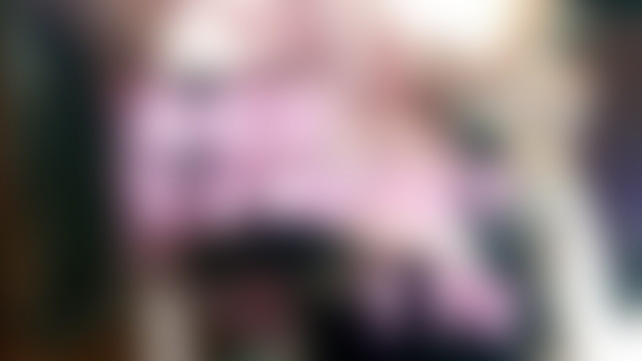 声を我慢しないといけない状況で声が我慢できずに漏らしちゃうのって可愛いですよね。もっとイジワルしろってことでいいですか?声を我慢して身体をビクビク指せる姿もえっちですね。
声を出せない環境って気持ちいいです。皆さん好きですか? (2/2)