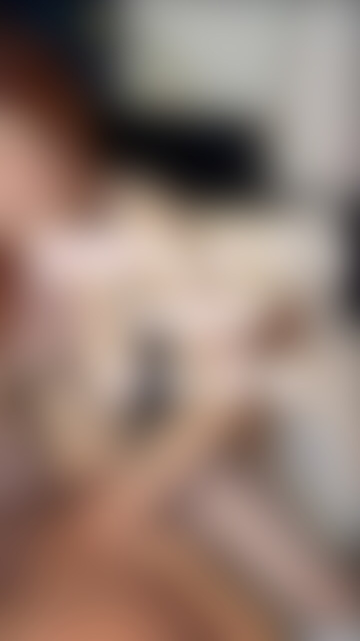第二弾!!
真夏の炎天下!
皆さん身体に気をつけてエチエチ動画見て熱中症対策して下さい🥰しっかりシャ精して気持ちスッキリね❤️ (2/2)