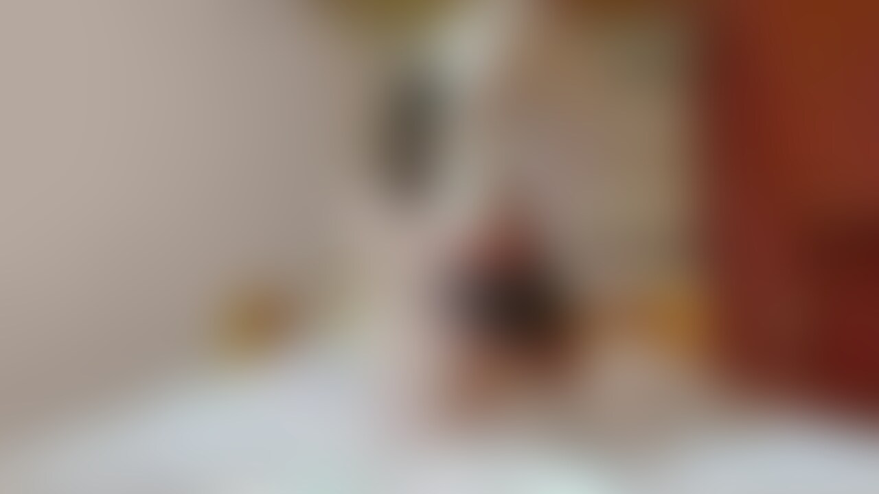 28歳の人妻さんが旦那さんとのセックスで中イキできなくて相談いただいたので会ってきました♪
経験人数も2人しかなくて、初対面の人とセックスするなんて初めての経験だからとても緊張していましたが、開発してみるとGスポットをちょっと刺激しただけで色っぽい声が・・・
未知の感覚を知ってしまった人妻さんはどんどん淫らになっていきます (2/2)