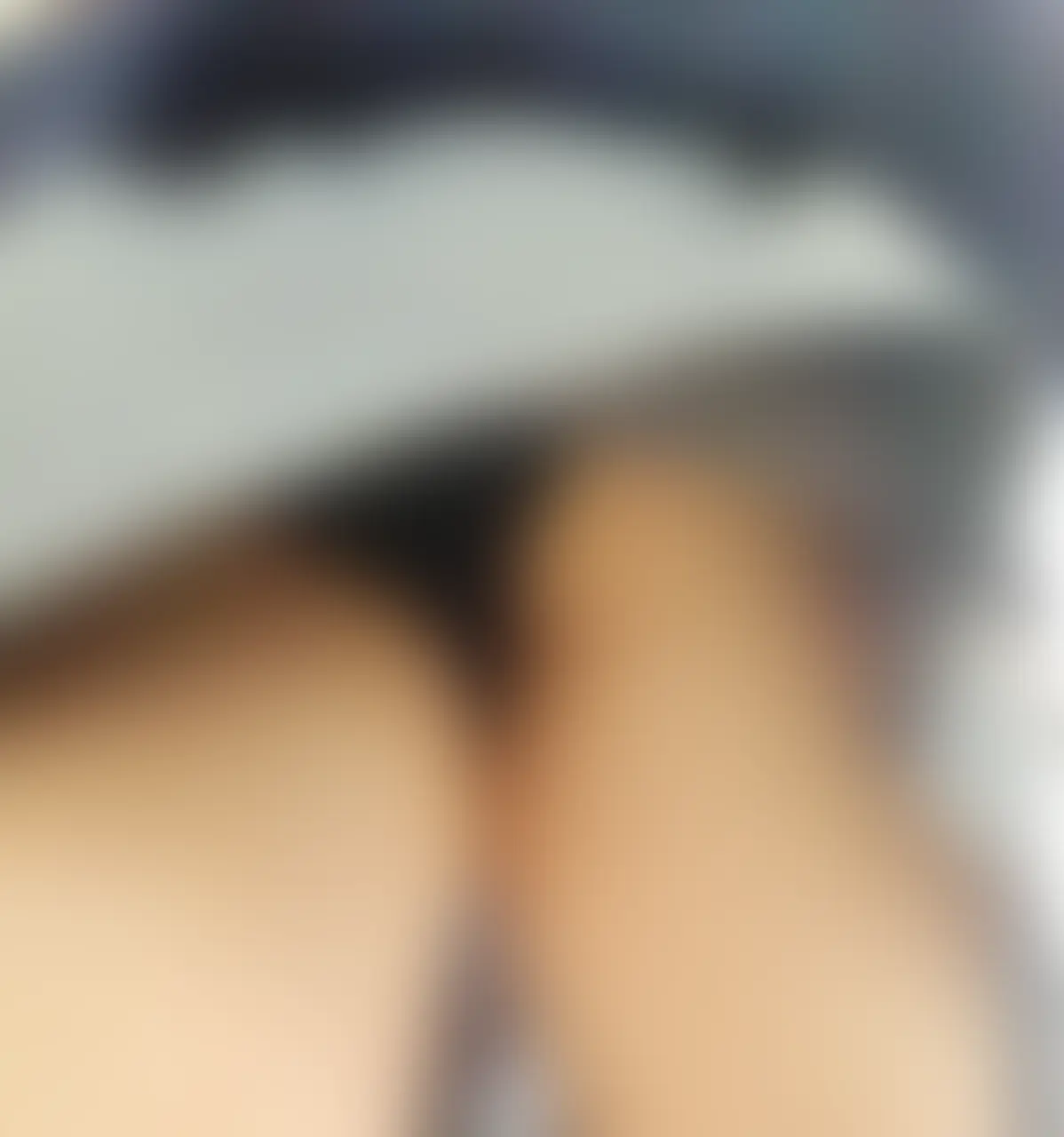 ゆあ💕パンチラ奴隷「87日目！ おしりの肉が・・・笑 おしりの肉が・・・笑」の投稿サムネイル