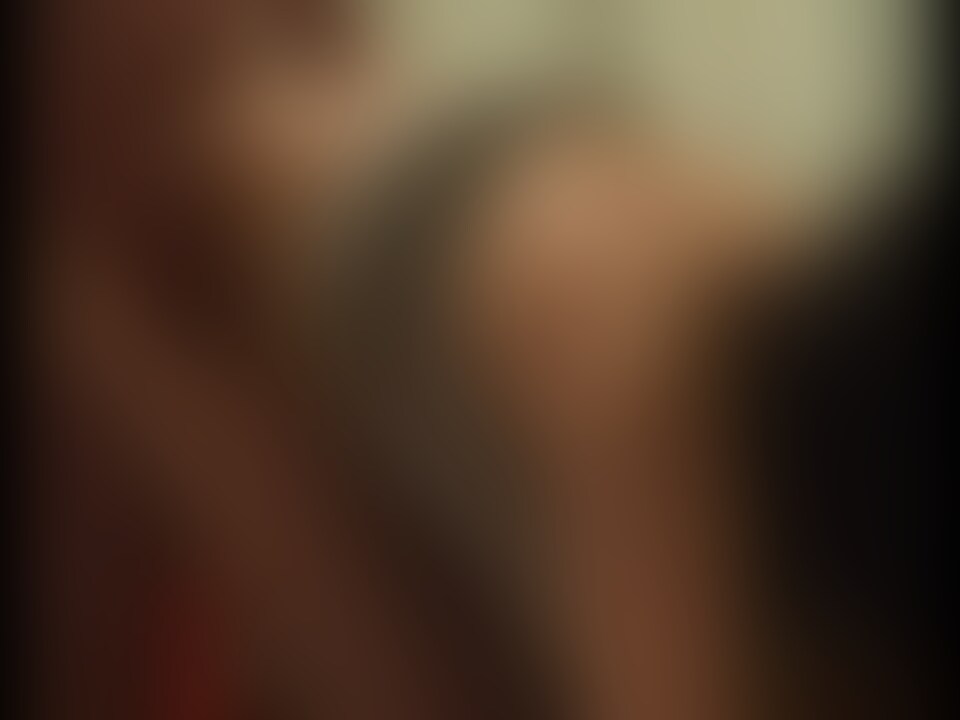 立ちバックも正常位も好き🥰 (2/2)