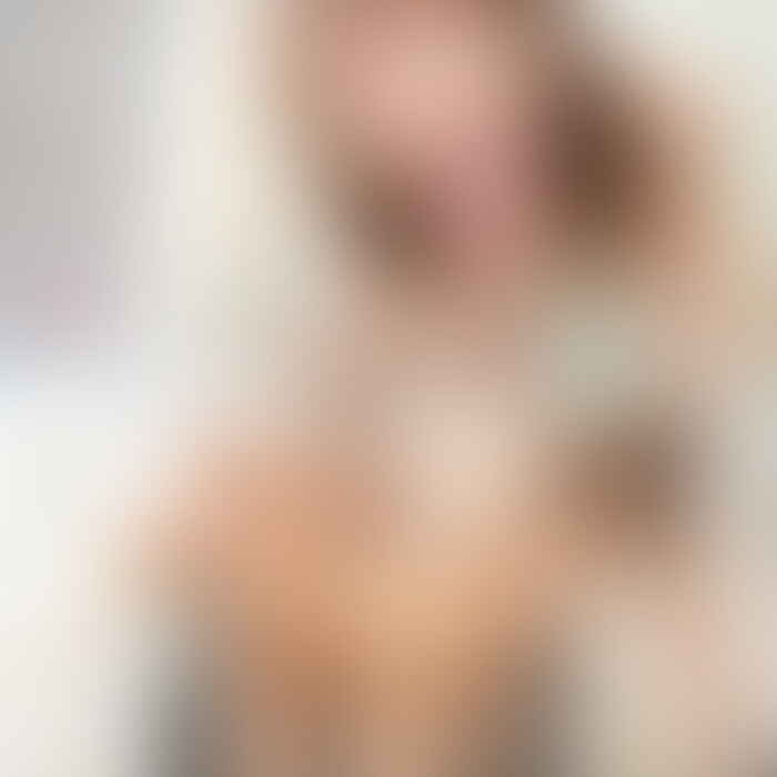 【顔出しバージョン】

こんばんは🐶♡
今週の新作動画アップです！

今回は露天風呂を久しぶりに楽しんできました♨️♡
ちょっと曇ってて空あんまり映ってなくて無念(T_T)💦

泡泡になってキレイにしたあとは湯船へ🛀🫧
あったかくてきもち~♡♡♡

おちん⚪︎んで遊んでたら、、
ムクムクしてきたのでそのまま手コキ&フェラ💕
お風呂の中でも外でも腰ガクガクになっちゃってて可愛かった🤤♡

そしてそのまま立ったまま挿入…♡
立ちバック奥までクるからすごく好き💗

最後はたっぷりナカに、、、🍼💕

今週も見てくださってありがとうございます🐶！
［いいね♡］とコメントお待ちしてます🙌

カップル / 素人 / 個人撮影 / おっぱい / ハメ撮り / 人妻 / 巨乳 / フェラ / オナニー / 変態 / 裏垢女子 / パイパン / 美乳 / 中出し / 手コキ / 顔出し / エロ / 夫婦 / 流出 / イチャイチャ (2/2)