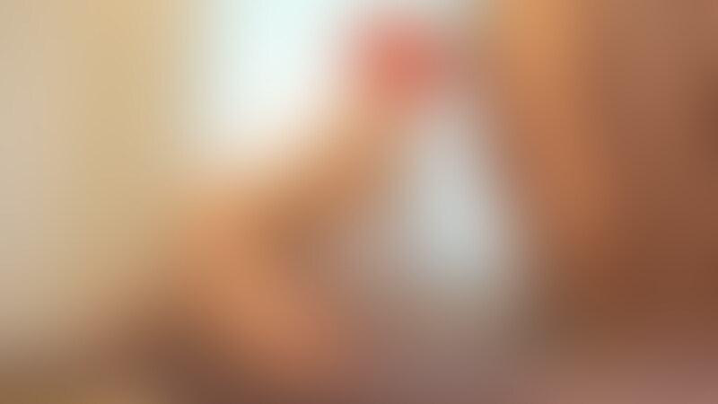 友人I君をクソエロポーズで挑発♡客観Ver。
ガチガチに勃起したオチンポにむしゃぶりつく。 (2/2)