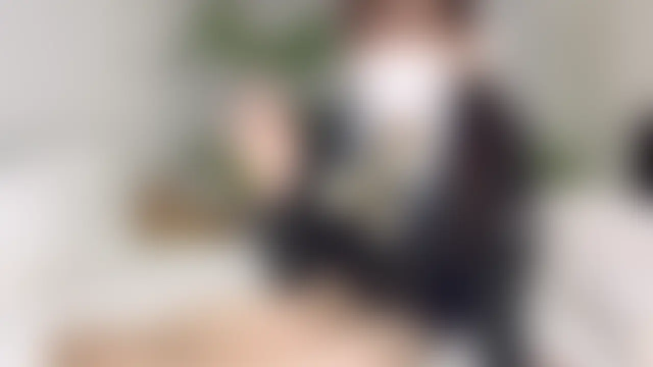 【24時間限定☆通常2500円⇒1280円】
睾丸×手コキ×舌技の極上コンボ♡ たっぷり40分 濃密フェラ→ガチでイカせた口内ゴックン!!［1143作品目］

睾丸、手コキ、舌技の極上コンビネーション♡
全部使って、じっくり追い込んだ濃密フェラ👅

焦らして、溜めて、また焦らして、、
淫語で語りかけながら唾液まみれのねっとりご奉仕///
迎えるラストは…大量の口内ゴックン💦

これ一本で満足できるはず！
たっぷり40分、最後まで堪能して下さい!!

時間は、40分1秒です。 (2/2)