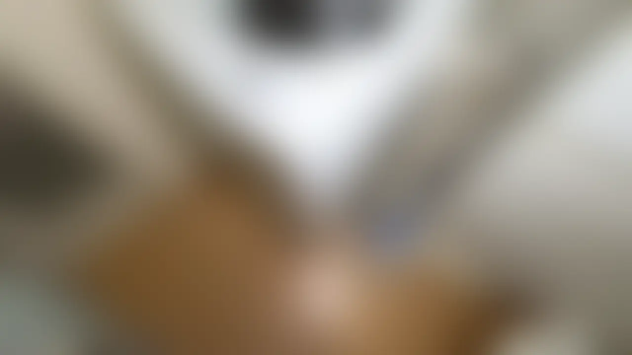 遂にやってしまいました。。。
留守番中の義理姉の家で洗濯物をいたずらしただけでは満足出来ずに、義理姉、姪っ子の洗濯物が入っている洗濯機を物色。
中には綺麗な義理姉のパンティーと姪っ子のサニタリーショーツが入っていました。
義理姉のクロッチはしっかりとオリモノが付着しており、オシッコとオリモノが混ざり合ったツンとした香りが股間を硬くします。
ここに綺麗な義理姉のオマンコが触れていたんだ、、、
義理姉のオマンコから出たオリモノが付着している,,,
急いで2人のパンティーを洗濯機から取り出し廊下へ移動。
最高に硬くなっている肉棒を2人のパンティーに擦り付けて徹底的に楽しみます。
2人のマンコが触れていたクロッチに交互に肉棒を擦り付け、パンティーすべてに私の匂いを付着させます。
だめだ最高に興奮する!!気持ちいい!!
義理姉、、、今度オマンコ舐めさせて。。。。
姪っ子の綺麗なマンコも舐めまわしたい。。。
二人で並んで足を広げて綺麗なマンコ見せてくれ!!!
ツンとした二人のおマンコ臭が鼻を付いて快楽が一気に高まります。。。
イク!!二人のオマンコに出してやる!!!!!
最後は白濁液を2人のクロッチに大量ぶっかけ。
今までの願望と欲望が白い液体になり2人のパンティーを汚します。。
2人とも最高に気持ち良かったよ。。。。
最後はティッシュで精子を拭き取り洗濯機に戻しておきました。
私の白濁液がかかった下着をこれからも穿き続けてね。 (2/2)