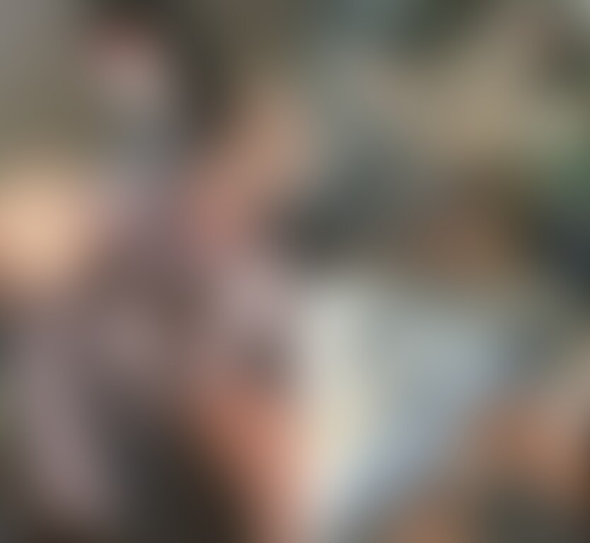 「淫撮り強行パンティ」制服世代カフェバイト店員　個人経営カフェ店オーナーがアルバイト従業員に行った○○○行映像を入手。
○○○女性は制服世代のなかなかの美少女で、店頭清掃中パンチラされた上、
あらぬいいがかかりをつけられ襲われ衣服を剥かれてしまいます。
店主の陰茎を見せるときもどうやら初めてみたらしくドギマギ感が伝わってきます。
フェラチオもたどたどしいのもみどころ。
映像を通して心が痛くもなりしかたないですが、このような事象の再発が行われないことを願って販売いたします。

動画形式　MP4
分数　10分00秒
映像サイズ　1920×1080 (2/2)