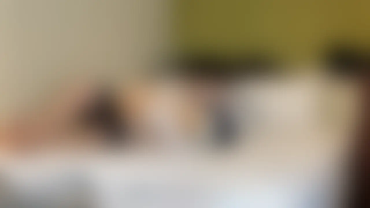 ☆るかちゃん1-2☆

どうもブビオです。現○アイド○ということもあり、前回顔ボカシでしたが、
今回はドッキドキで通常の顔モザでいきます。

前回なし崩しでほぼ無理矢理Hになってしまったるかちゃん。
しかし、るかちゃんも僕のお天天で何かを感じてくれたらしく、
愛を育みながら再会を果たします。

真昼間のビジホの真っ白いシーツの上で稿パンをはいたるかちゃん
僕の興奮はさながら宇宙創生ビックバンの如く広がり、欲望をるかちゃんにぶつけ続けます。

前回拒否をされたが、僕のお天天でよがってしまったるかちゃん
今回は、僕とのHwo覚悟してきてくれたのでしょうか。

とめどない中イキをプレゼントします。 (2/2)