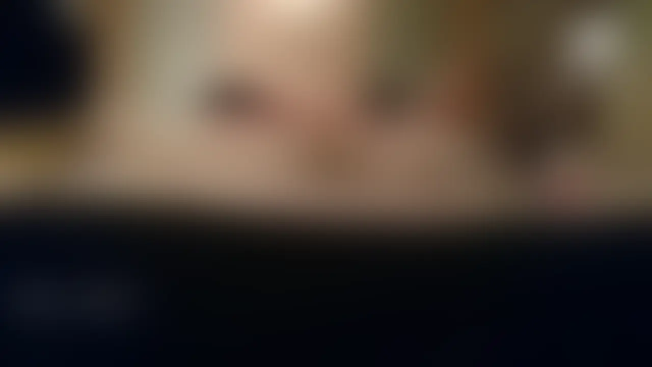 高身長身体ビクビク女子1-4
声より体で反応してくれるクンニ。上げた足は痙攣のように震えてます。そして吸うやつを当てて見るときれいな長い足とスタイルいい体が…

 体がビクビク反応して動くけど、押さえてクリを追い続けますよ？ でもちょっと刺激強いみたいだったから電マの振動を手に与えながら中をグリグリしてみました。さすがに中は動かせないから逃げられないね？笑 クリに当てるのと当てないのどっちがいいか選ばせてあげましょう。表面には電マ、中から真裏を指でクリの挟み撃ち。 でも慣れてきたみたいだから吸うやつに変えてみますね
電マを手で持つのとクリに当てるのどっちがいい？答えられない間もずっと足と腰がビクビク動いてますね、電マの振動が手から中に伝わるか、クリにダイレクトにいくか、どっちにしても震えっぱなしになっちゃいますよ？ そして吸うやつを当てながらの手マン。中からクリを押し上げるから余計に吸われて単独とは大違い
4しっかり押さえとかないと暴れるくらいに刺激のクリにピンポイントに当てるバイブ。乳首にもピンポイントになるからいろんな使い方ありますね。 お腹に横たわって足をしっかり持って動けないようにしたらもうヤバいんじゃないですか？笑 後半は手足を○○○束してちょっと動き封じ。最初の○○○束なしからだんだんと増えて… (2/2)
