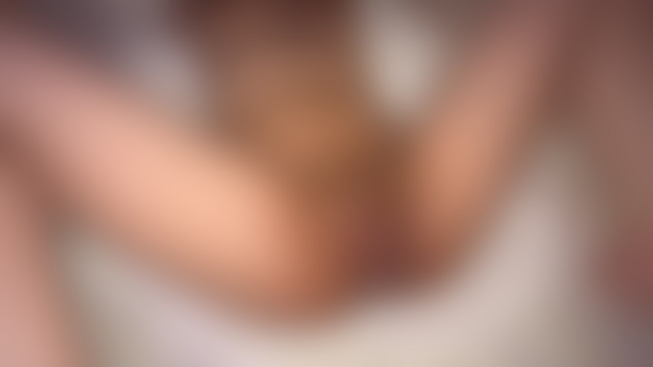 潮吹きまくりイキまくりのお○○○さん♡
自分でも何回でもオナニーするくらいえろいです。少しピストンするだけでイッて吹いてお掃除が大変です👉👈💦
特にバック。まっじでえろいです。 (2/2)
