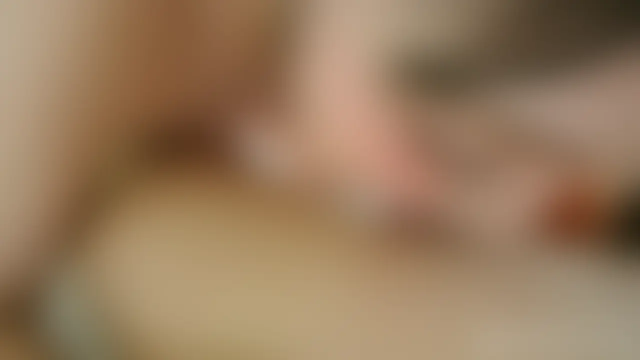 [再販]です！

[part2][プレミアム]スリムでガチ可愛い系素人○○○と生ハメエッチで大量発射

前作で大人気！
[part1][プレミアム]スリムでガチ可愛い系素人ちゃんのフェラで口内発射(お掃除フェラあり、脱衣シーンあり)

のガチ可愛い素人ちゃんと、今回は『生ハメエッチしちゃいます！』

『好きな体位はバック』と根はスケベちゃんなのですが、お望み通りバックでガンガン突いて、最後はお尻に大量発射フィニッシュです！ (2/2)