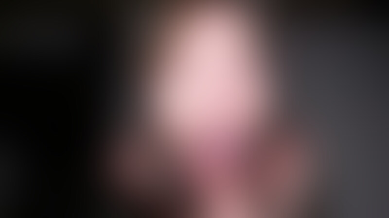 【フェラ抜き個人撮影】ミキちゃん
おしゃぶり上手な女たちのフェラ抜き個人撮影スマホ撮りコレクション。肉棒を隅々まで舐めまくるねっとり愛撫、スケベな音を響かせながらのバキュームノーハンドフェラ。頬を凹ませチンポに吸い付くエロすぎるオナホ顔。超濃厚な舌技でアナルをベロベロに舐め回してくれる変態○○○も・・・。えげつないテクで精子を搾り取る極上フェラチオ奉仕。 (2/2)