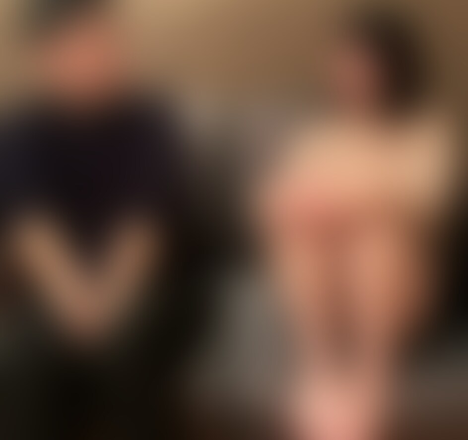 童貞のフォロワーさんと会ってきました♡♡♡
一緒にお気に入りの動画見たり、フェラやパイズリでご奉仕させていただきました♡
続きは近日中に公開します♡ (2/2)