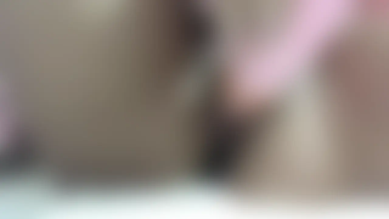 子宮口をグリグリしました🤤
あんまり音は鮮明じゃないし喘ぎも少なめです…
やっぱり奥が気持ちいい(*´ч`*) (2/2)