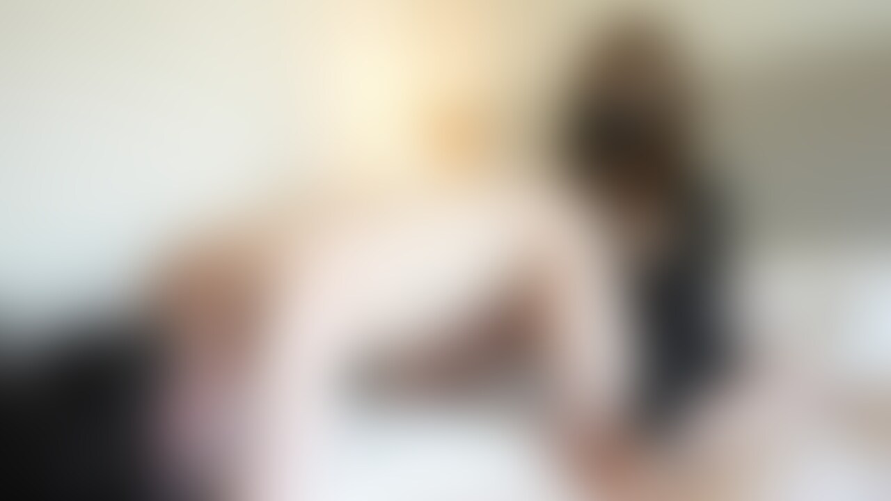 うらら@私服コスプレ手コキで射精管理♡ 動画 (2/2)