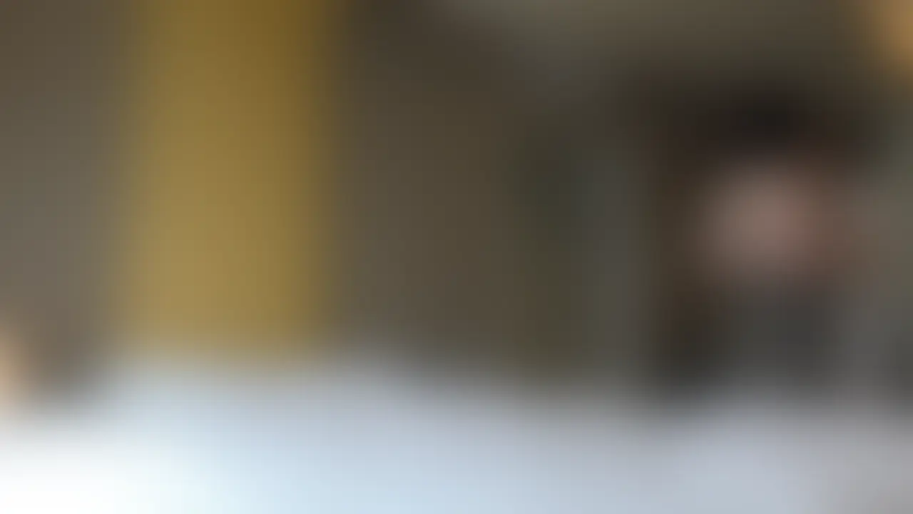 最近、職場では辞めたり転職したりする方がいる中で、逆に新しいスタッフが入社したり転職してきたりでほんの少しだけ人事の移動がありました。
若い男性がメインなので、彼が少し嫉妬してくれているのがとっても嬉しい💗
今の私達がそうであるように、お酒が入る席では何が起こるかわからないと警戒されています(笑)
と言う訳かどうかは分からないですが、最近彼が筋トレを始めたみたいで、他の男性よりも魅力的であろうとしてくれる様に胸がキュンとなっちゃいます。そして年齢と共に代謝が落ちていく私も、もっともっとセックス(セクササイズ)して頑張らなきゃです💦 (2/2)