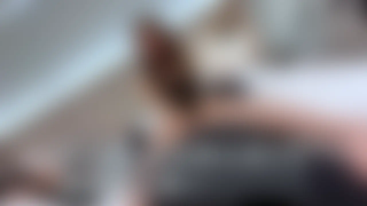 元旦那大好き博多美人妻と3泊4日の種付け不倫旅行に行ってきた動画！

今までの調○の成果により、とうとう実現した長期不倫旅行の１ページ。 希少価値の高い、素人の生々しいガチ不倫セ⚪︎クスが見られますw エッチなコスプレをしたこうちゃんがノリノリで甘サドプレイをして、騎乗位で絞り取られ生中出しをする動画です。笑

メインの見どころ
・ようやく実現した旦那と⚪️供を差し置いての、長期お泊まり旅行を楽しんでいる姿
・Sっ気前回のこうちゃんの小悪魔な顔
・生中出しを進んで行う様 (2/2)