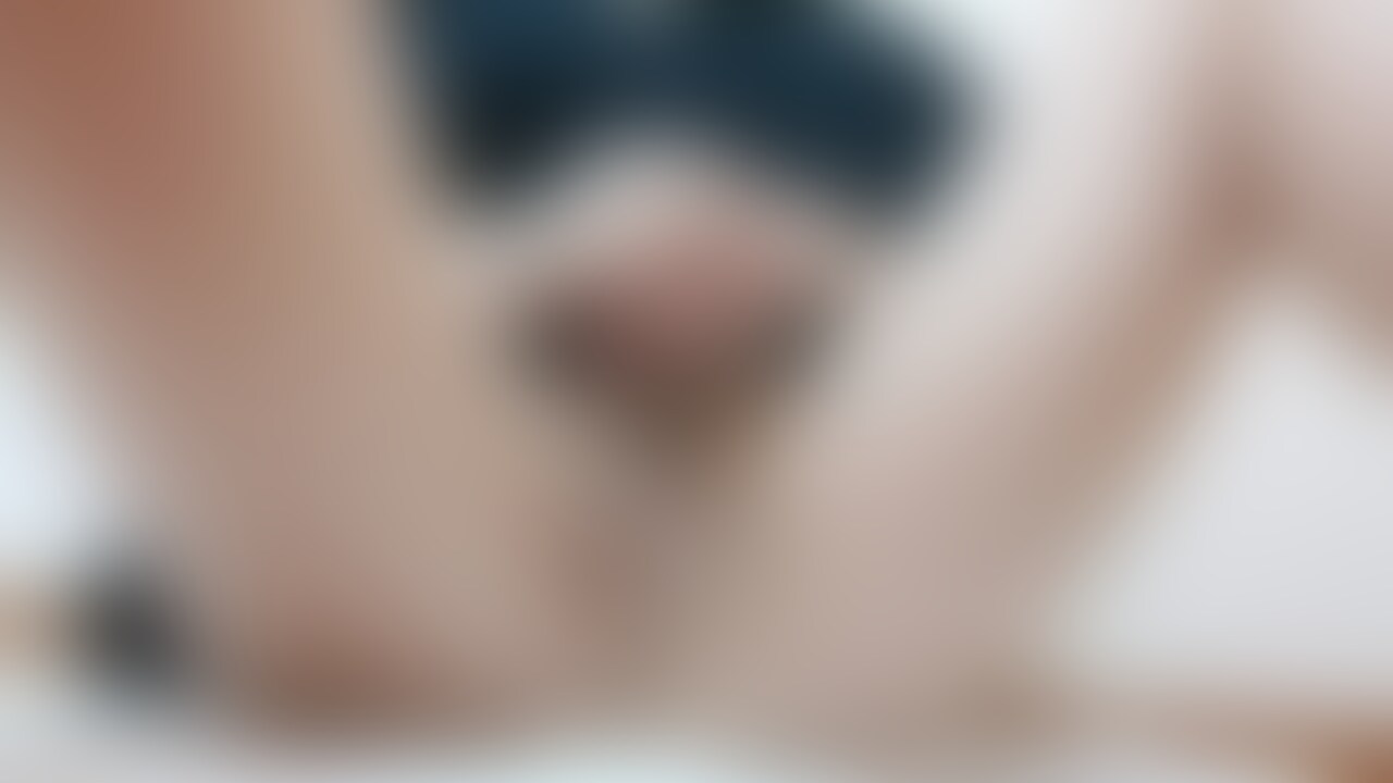 ストッキングビリビリに破いてクリいじりと手まん🩵🩵
すっごい興奮した(〃∇〃)
フル動画は有料プランで見てね🩷🌟 (2/2)