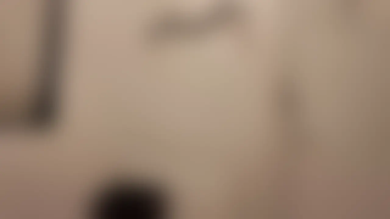 右上のいいね❤︎とブックマークしてコメントしてくださった方から抽選でスペシャル動画プレゼント🎁
プラン加入者以外は当選でこちらの動画を無料プレゼント🎥(2-3名)
みんないいね、ブックマーク、コメントしてくれたら嬉しいです🥹♡
【ジムの更衣室で着替えようとしてたら… 】
トレーニングが終わって更衣室で着替えてたら…
いきなり入ってきて襲われた…
『やめて!』って言っても聞いてもらえない…
音楽かかってて大声もだせないし、動くなって言われるが
ままされました…
口押さえられたり無理○りチューさせられたり、、
イラマもやめてって言っても聞いてもらえずそのまま
挿入された…挿入中も逃げようとしても腕掴まれてたり
口をガッと押さえつけられて犯されました…
バックで突かれまくってた、、、
中出しだめ!!!って言ったのに、そのまま中出しされたんだけどむかつく💢
ドMなのでなぜか興奮してしまった…
〜〜〜〜〜〜〜〜〜〜〜〜〜〜〜〜〜〜〜〜〜〜〜〜〜
同意の上でのコンテンツです (2/2)