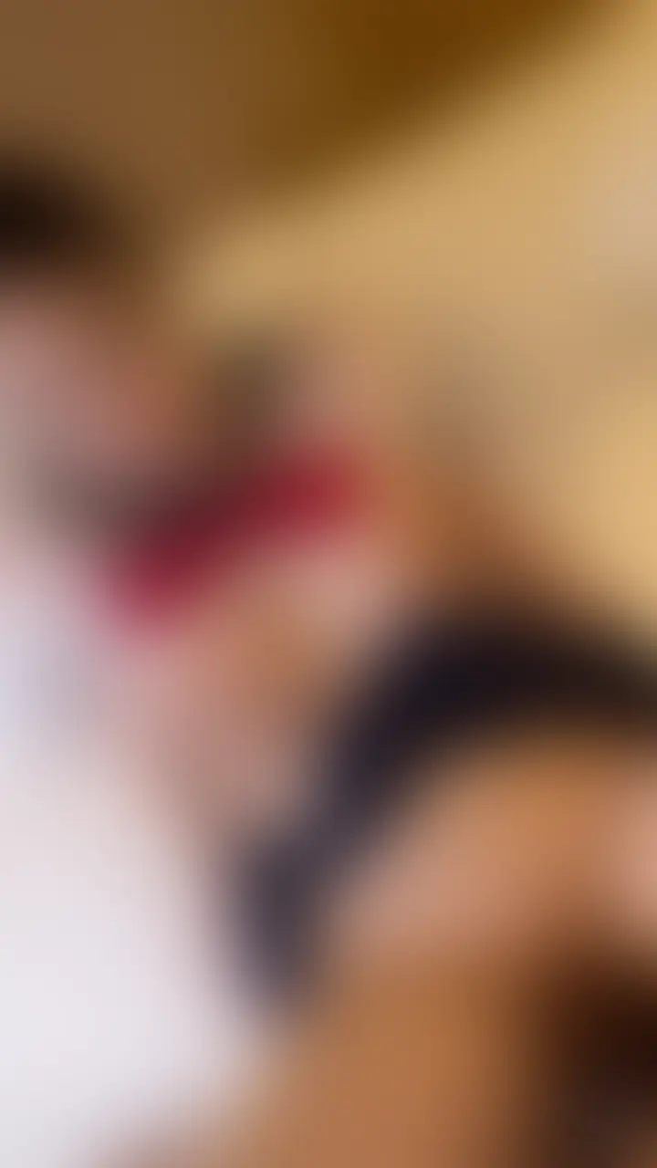 【本編顔出し】
高身長美乳18歳のインフルエンサーちゃんと密会
どエロい制服姿で美巨乳を揺らす姿はたまりません。。。
興奮し過ぎて最後までバッキバキに勃ってました。。。笑 (2/2)