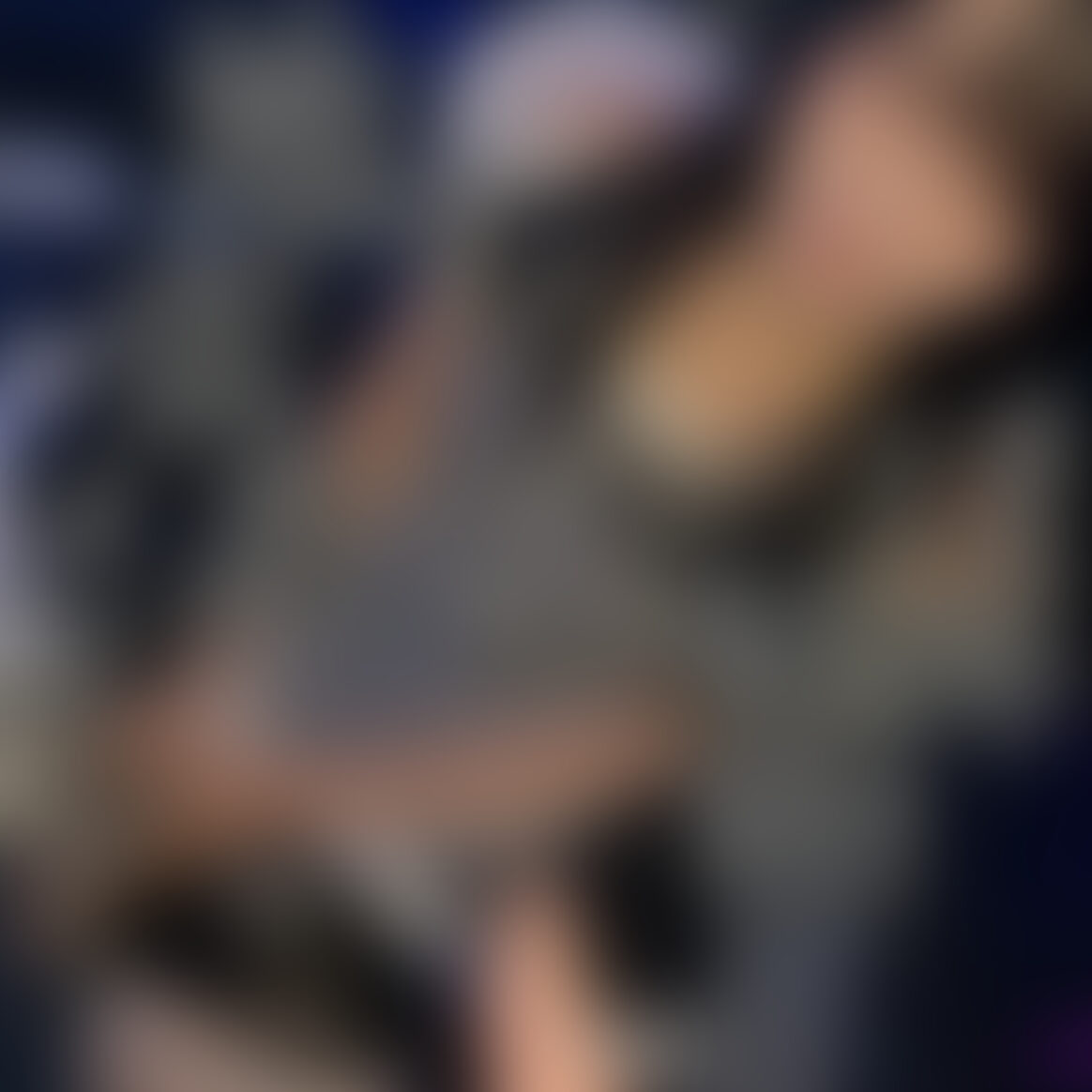 完全顔出し美女フル動画‼️
アキバの某大手コンカフェ嬢にガチ衣装を持ってきてもらいました❤️🔥
前日に生理が来てしまったため、この日はぷっくりお口に大量口内射精🚀💓
Ecup/160cm/49kg
この顔面の強さとスタイルの良さ、続編の本番もご期待くださいませ💖 (2/2)