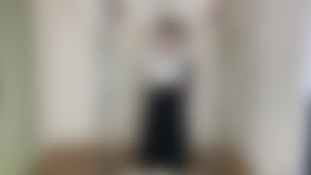 女子大生くすぐりバイト

今回はX字立ち拘束で
徐々に脱がせてくすぐりました！

最初は私服でくすぐり！

スタイル抜群女子大生の
私服が見れます！

少し脱がせて
キャミソールでくすぐり。

段々肌に近づいていくので
くすぐったくなっていく！

最後パンツだけになってくすぐり！

今日はいつもより敏感なようです。

暴れまくるくすぐりバイトちゃん！

ぜひご堪能ください。 (2/2)