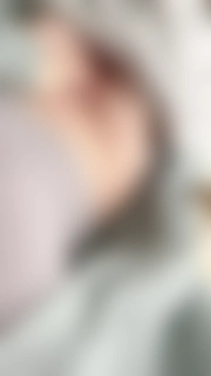 1000円でも販売中♡
ご主人様プランの無期限見放題動画を追加しました👑🤍
📍おすすめポイントは…
バックハグ/男性主観/クリ吸い/パイパン接写 です♡
お家でまったりしてたら突然バックハグされて
「後ろから見てるから今からオナニーして…」
って頼まれて…💦
押しに弱いくるみは、乳首を舐められたり手を添えられて…
イメプですが、あなたに語りかけながら
しっかり腕の中でイってます꒰ˆ꜆⸝⸝⸝⸝꜀ˆ꒱
無料サンプル動画も公開したのでご覧ください♩ (2/2)