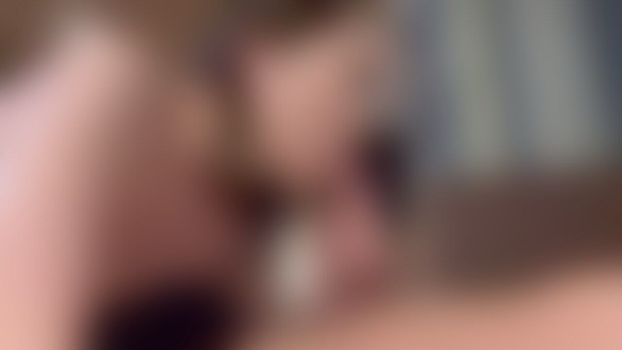 ジュポフェラ🍌💕
裏筋舐めるの好き〜🥰
…👩🏻 (2/2)