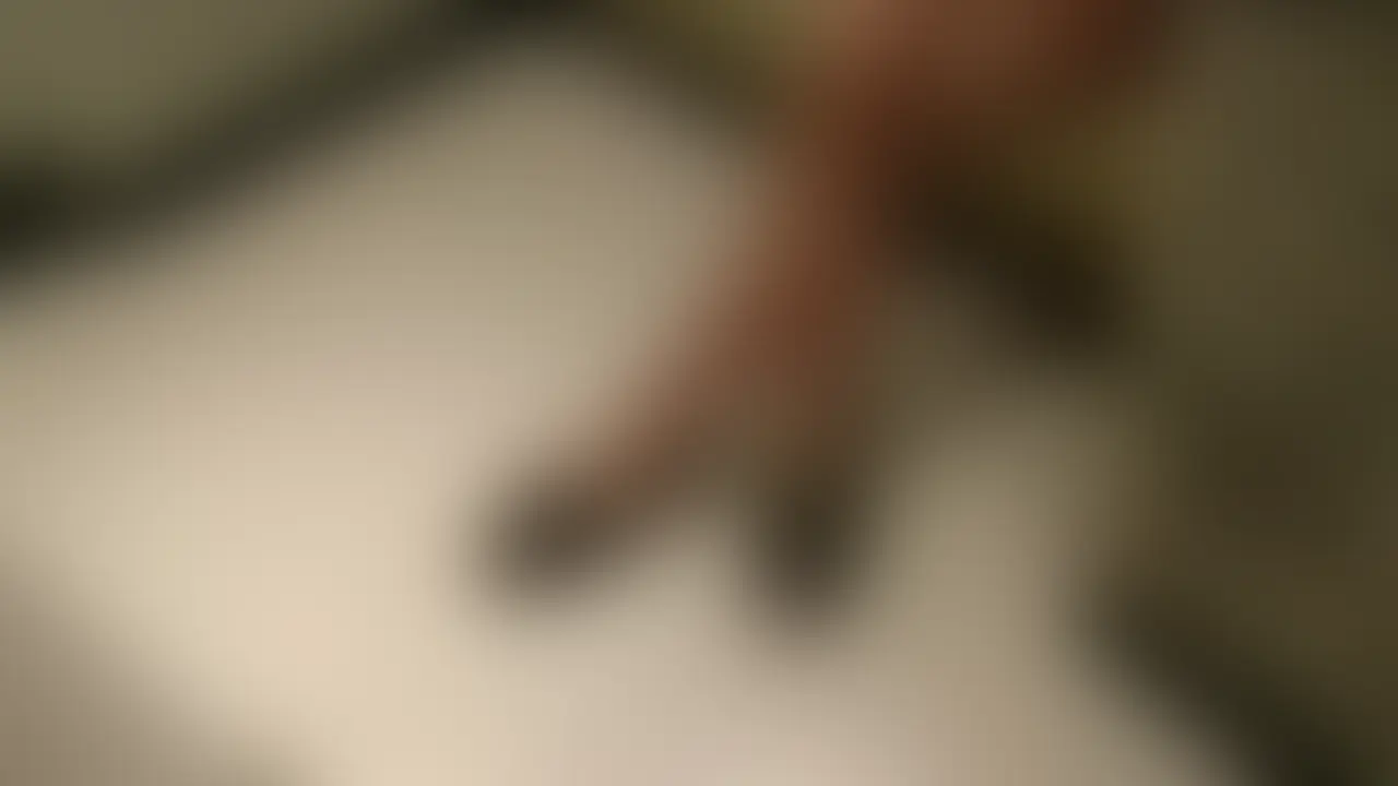 14分25秒
美脚、美女です。小動物系の可愛らしい女性です。
エムダン動画のなかでも秘蔵のものになり、今回、初の解禁動画です。
足で触る、乳首触り、足裏マッサージです。
射精はありません・・
小柄な女性に責められたい方におすすめです。 (2/2)
