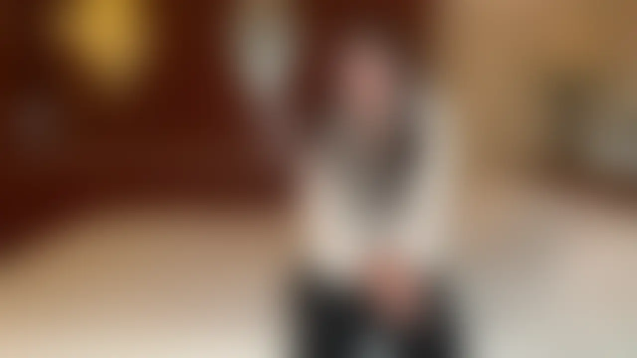 【下品交尾×爆乳×NTR】彼氏持ち20歳の爆乳女子大生ちゃんNTRセックス

彼氏に内緒で遊びにきた変態女子大生ちゃん！
学生の頃から歪んでる性癖を解放したく裏垢で初密会♡♡

彼氏とできないような下品交尾しまくって人生初の中イキもしちゃってます。もう彼氏に戻れないらしく毎月のようにオナホにされにきちゃってます。 (2/2)