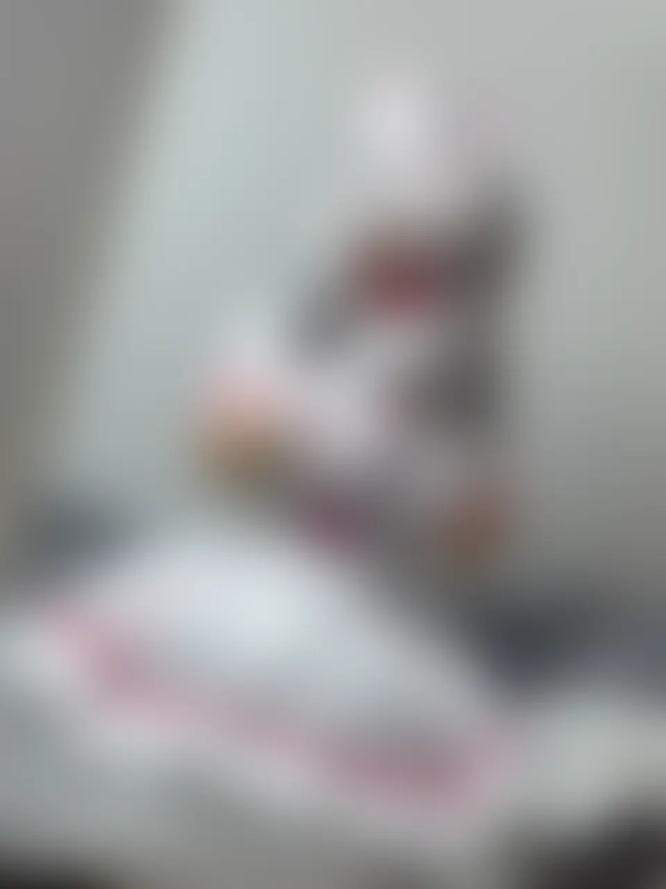 ことめぐ「skyknちゃん💉💘の写真たちです。 8月は動画が2本上がるのでお楽しみに！」の投稿サムネイル
