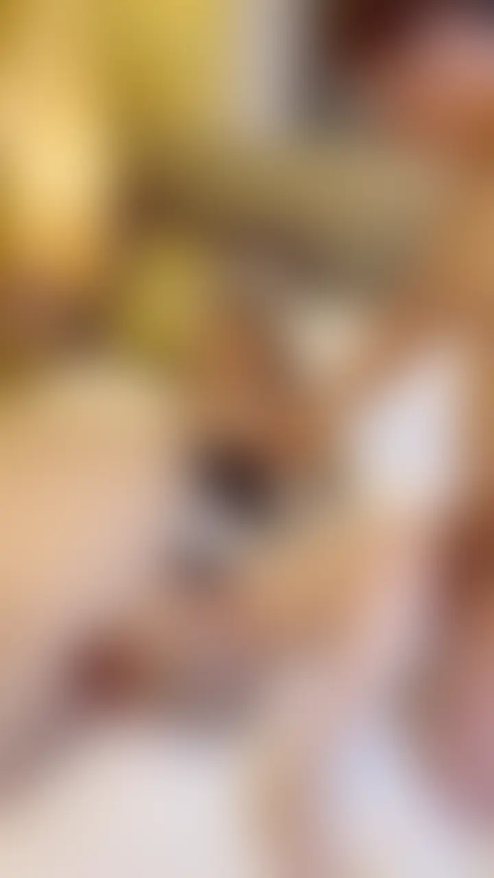親指を使って責める人はなかなか見ないですね。
かなり激しい刺激なのでは?
それは妻を見たらわかりますよね🎵
#cuckold
#寝取り
#寝取られ
#NTR
#他人棒
#複数プレイ
#人妻
#2穴
#素人
#フェラ
#イラマ
#肉便器
#3P
#貸し出し
#コスプレ
#メイド (2/2)