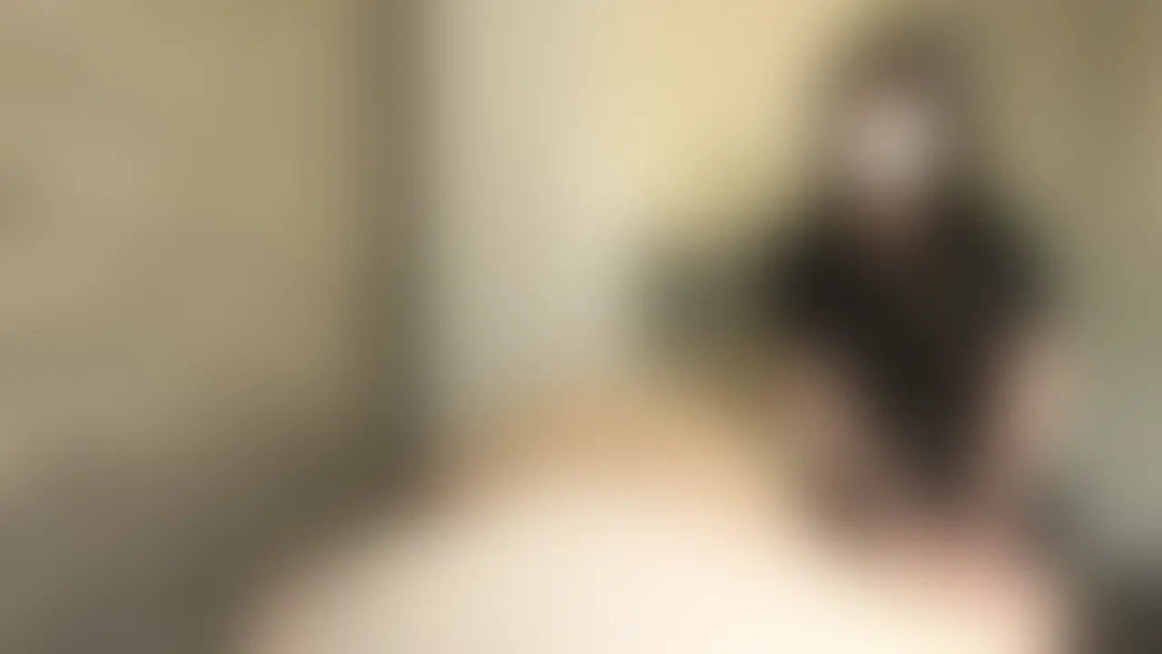 【手袋くすぐりマッサージ体験動画】at.グリーンハット新中野ルーム
横位置Ver.

※美容に良いくすぐりマッサージコースに関してお問い合わせをたくさんいただいておりますので、この度、体験動画を撮影しました。様々な手袋を使ったくすぐりマッサージをご紹介させて頂いておりますので参考にしてみてください。

男性向けくすぐりエステサロンの技術向上と発展のため、体験動画を公開していきます。
遠方で施術を受けることが難しいお客様に雰囲気だけでも感じ取って頂ければ嬉しいです。

エステシャン：グリーンハット新中野ルーム 羽田弥生

内容：１アングルの4K画質
フレーム幅：3840
フレーム高：2160
長さ：20分程
モザイク加工：なし
会話：あり
モデル：男性 (2/2)