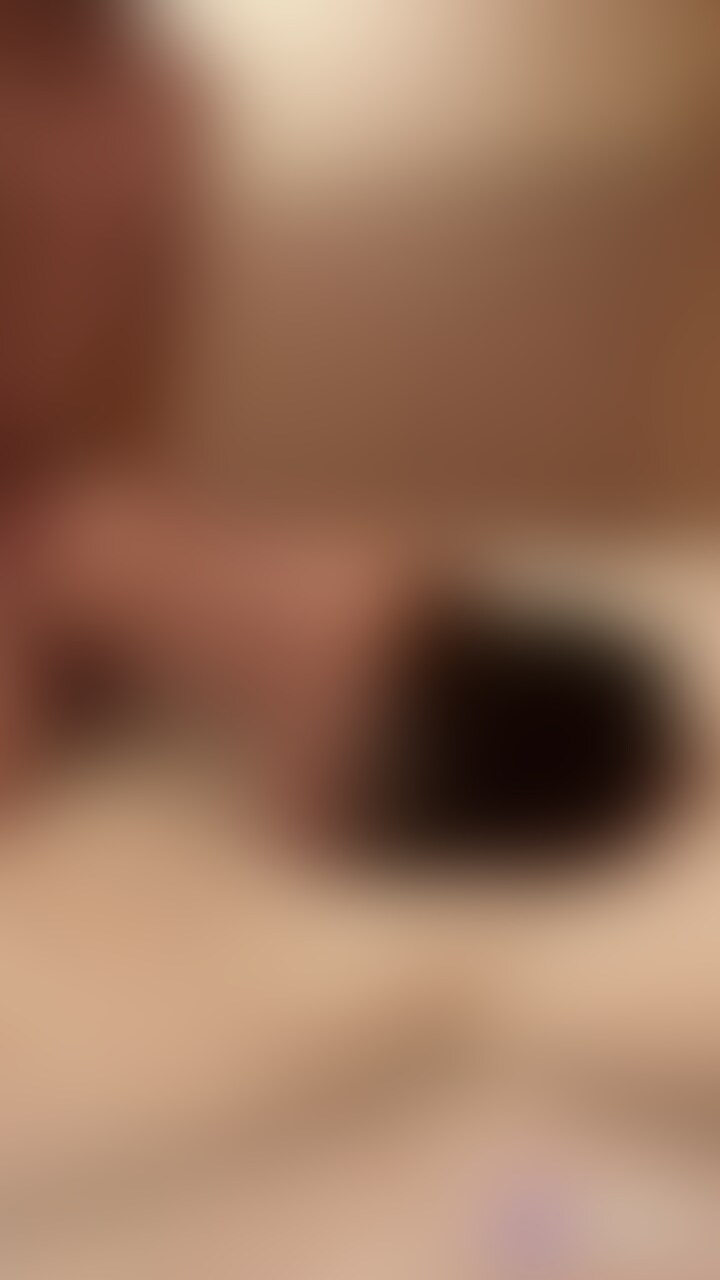 小柄な美人OLさんに生ハメ【縦撮り】
※この動画はバックナンバープランに含まれています (2/2)