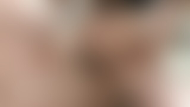 彼氏のパジャマを脱がせて襲ってみた♡ 前編 です!
夜2人でのんびりしてるときに隣からこそーっと手を伸ばして、
パジャマを脱がせて誘惑してみました🥺💖 (2/2)