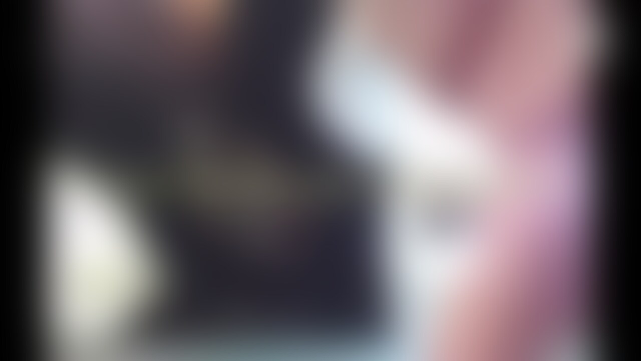 minaFans_mm「人めっちゃいるのにスカートの中ではディルドズボズボ㊙️ のCMです♥️」の投稿サムネイル