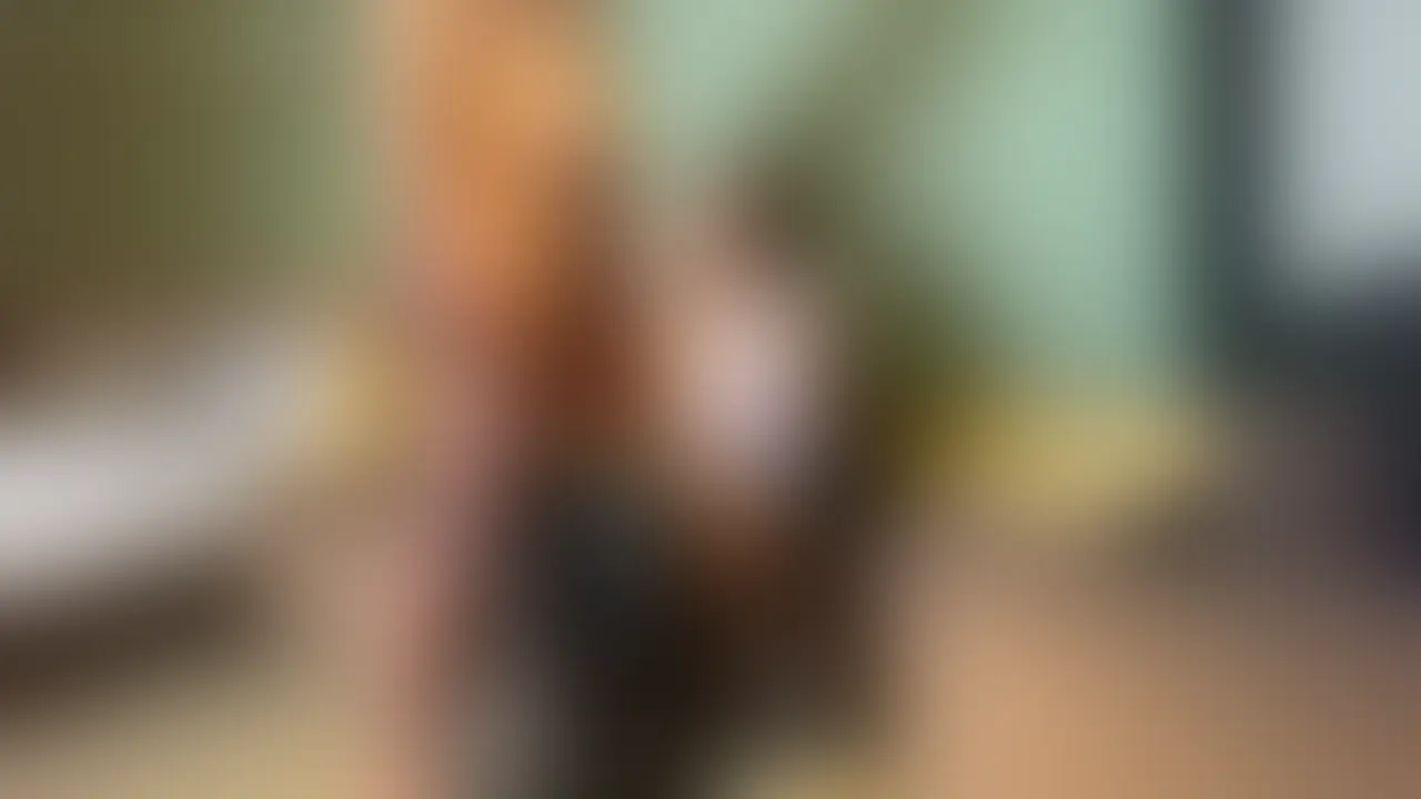 【踏み】飼い主のロングブーツとセックスをさせられるマゾペット (2/2)