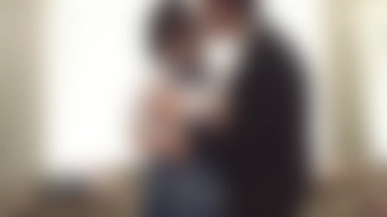 おっぱい巨人【巨乳・爆乳】「同級生との淡い恋を育む巨乳生徒が担任教師に彼氏とのキス現場を目撃されてしまう。 彼氏を留年させると脅され、巨乳変態プレイを強要させられていく…。 彼がオンライン」の投稿サムネイル