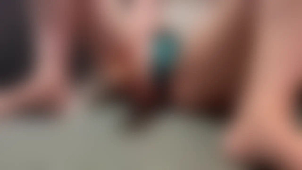 素股おなにー動画です🤭💛

最初はゆっくり距離を感じながら触れていく感じで、
だんだん敏感なところに意識がいっちゃって…

クリが気持ち良すぎて、途中で潮吹きしちゃいました… (2/2)