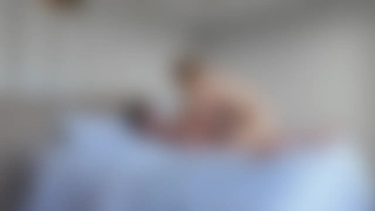 前回の宮崎の続きで朝けいくんとエッチした動画になります！ sample 1