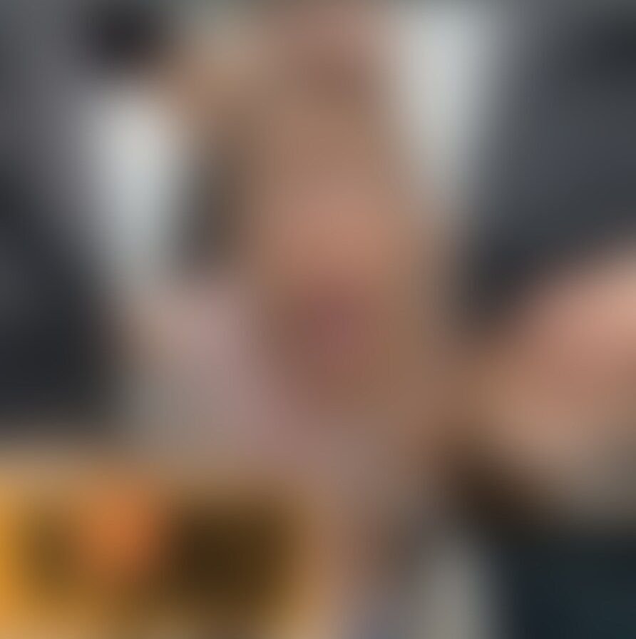 【9】本編
大変お待たせしました!!!
これぞ人妻肉便器ヒマワリの真骨頂🎥
こちらの動画を見ずにヒマワリは語れません。
一見の価値あり。是非ご覧ください! (2/2)
