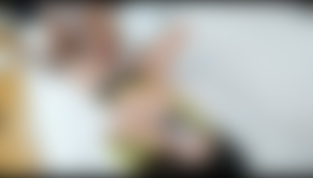 【レースクイーン編手コキ】
本作は手コキフィニッシュ動画です♡
同じ衣装のレースクイーン編ハメ撮りフル動画は後日アップ予定です♡ (2/2)