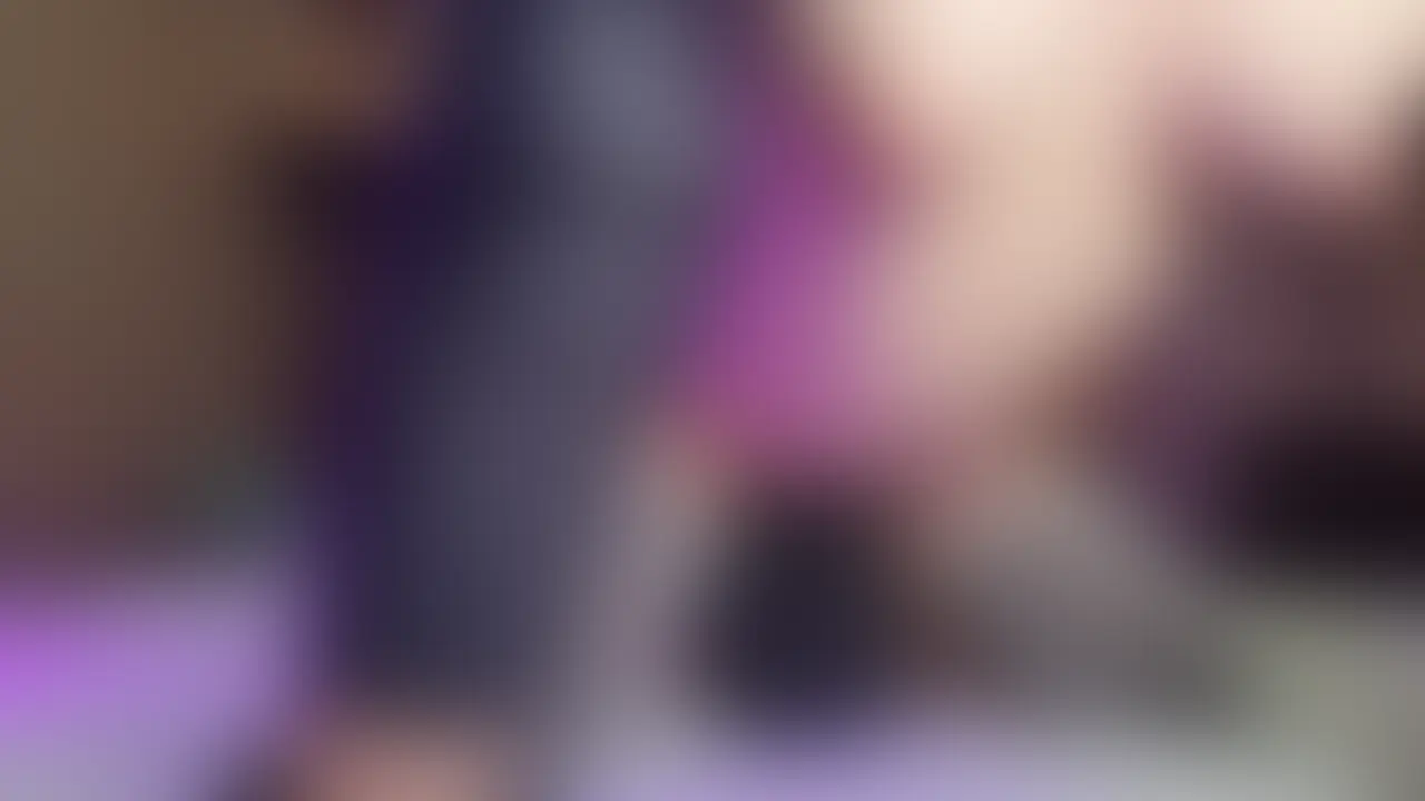 Ayuちゃんのサイバーサキュバスです。
玩具責めの後の顔面騎乗とシックスナインシーンです。
かなり感じてしまっていた様子です。

【収録内容】
顔面騎乗
シックスナイン
別アングル

【動画情報】
23分（2アングル） (2/2)